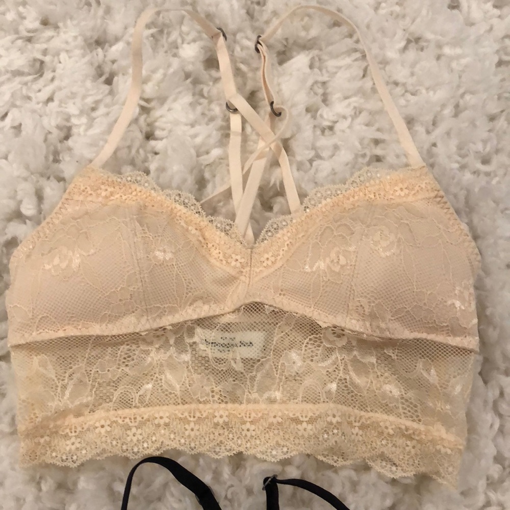 Bralettes - Picture 2 of 4